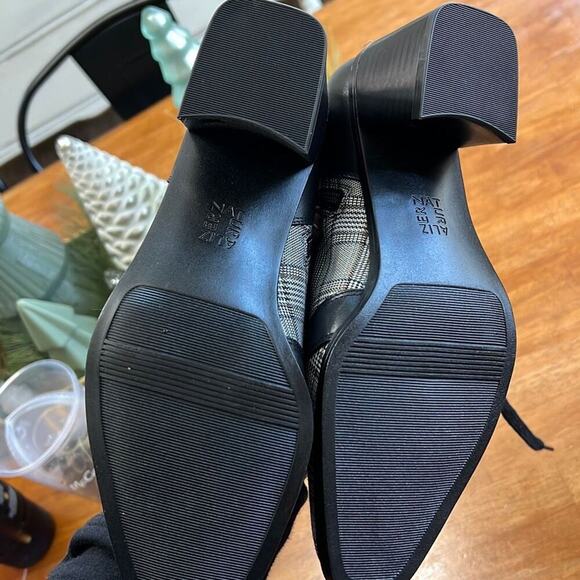 NEW Naturalizer size 7.5 Sevilla plaid and black booties boots - Picture 4 of 5